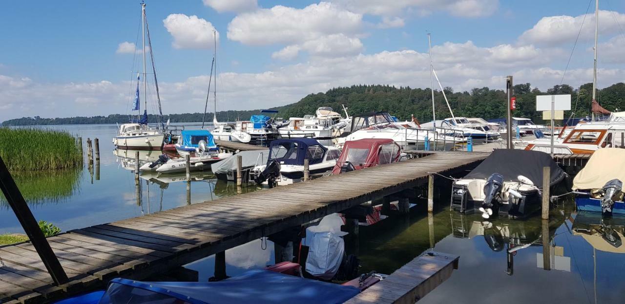 Ferienwohnung Am Schweriner See Raben Steinfeld Eksteriør bilde